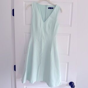 Banana Republic seafoam green fitted dress (lined) size 2